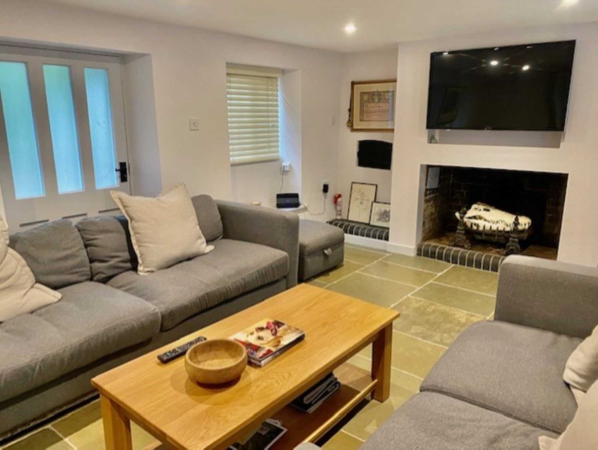 Additional Property Image 3 bedroom Semi Detached to rent in Salisbury 4