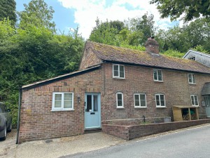 3 bedroom Semi Detached to rent in Salisbury
