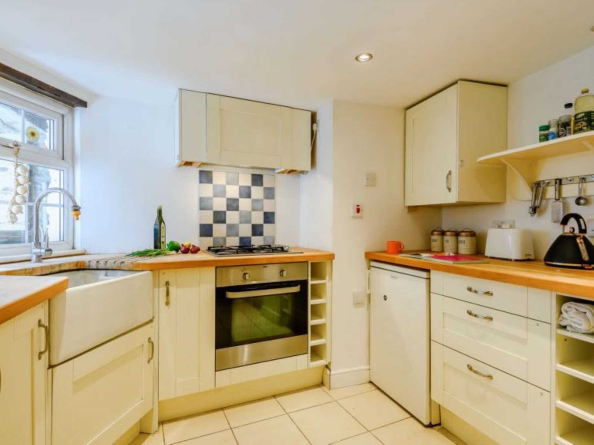 Additional Property Image 2 bedroom Terraced to rent in Frome 7