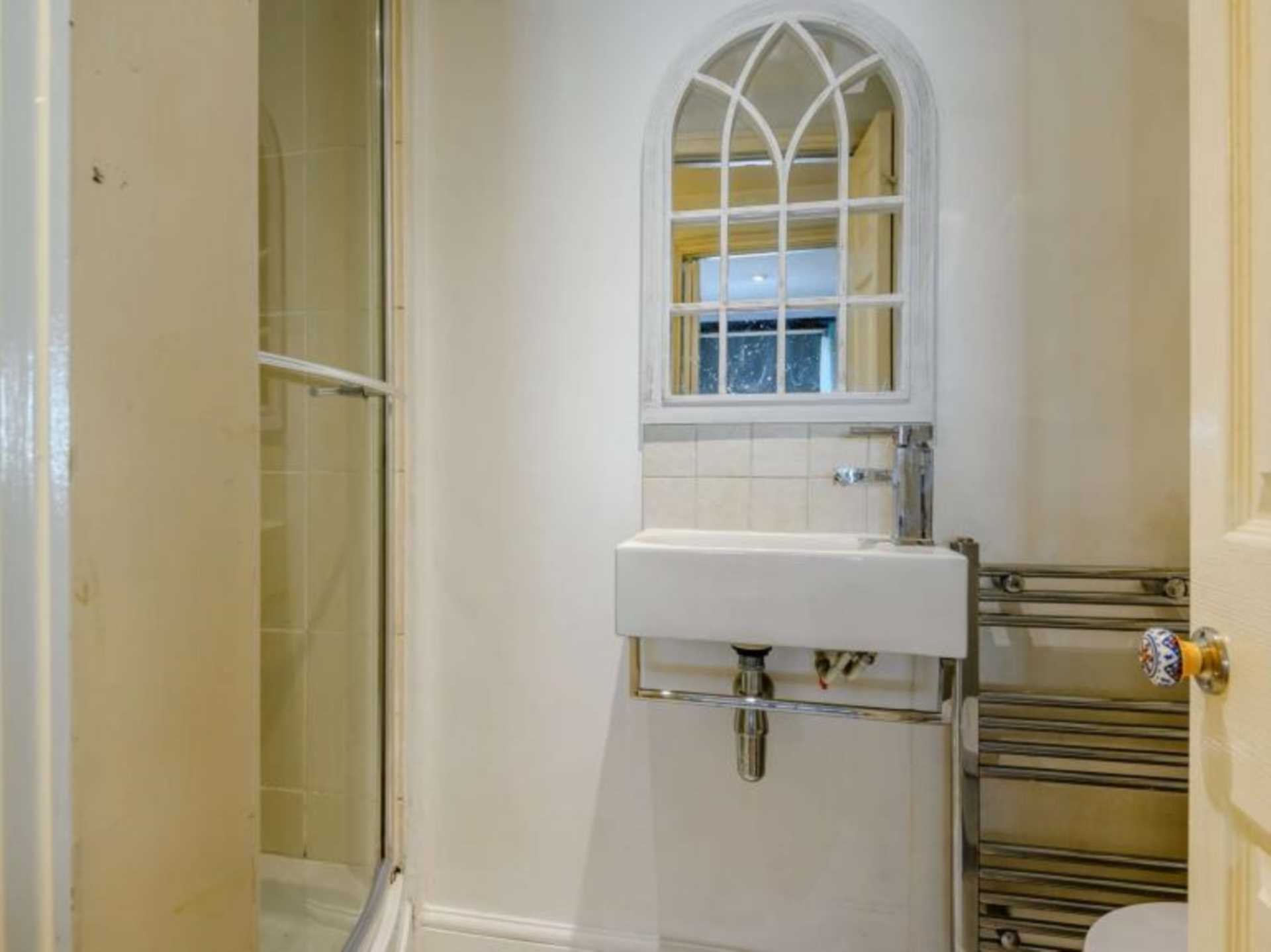 Additional Property Image 2 bedroom Terraced to rent in Frome 11