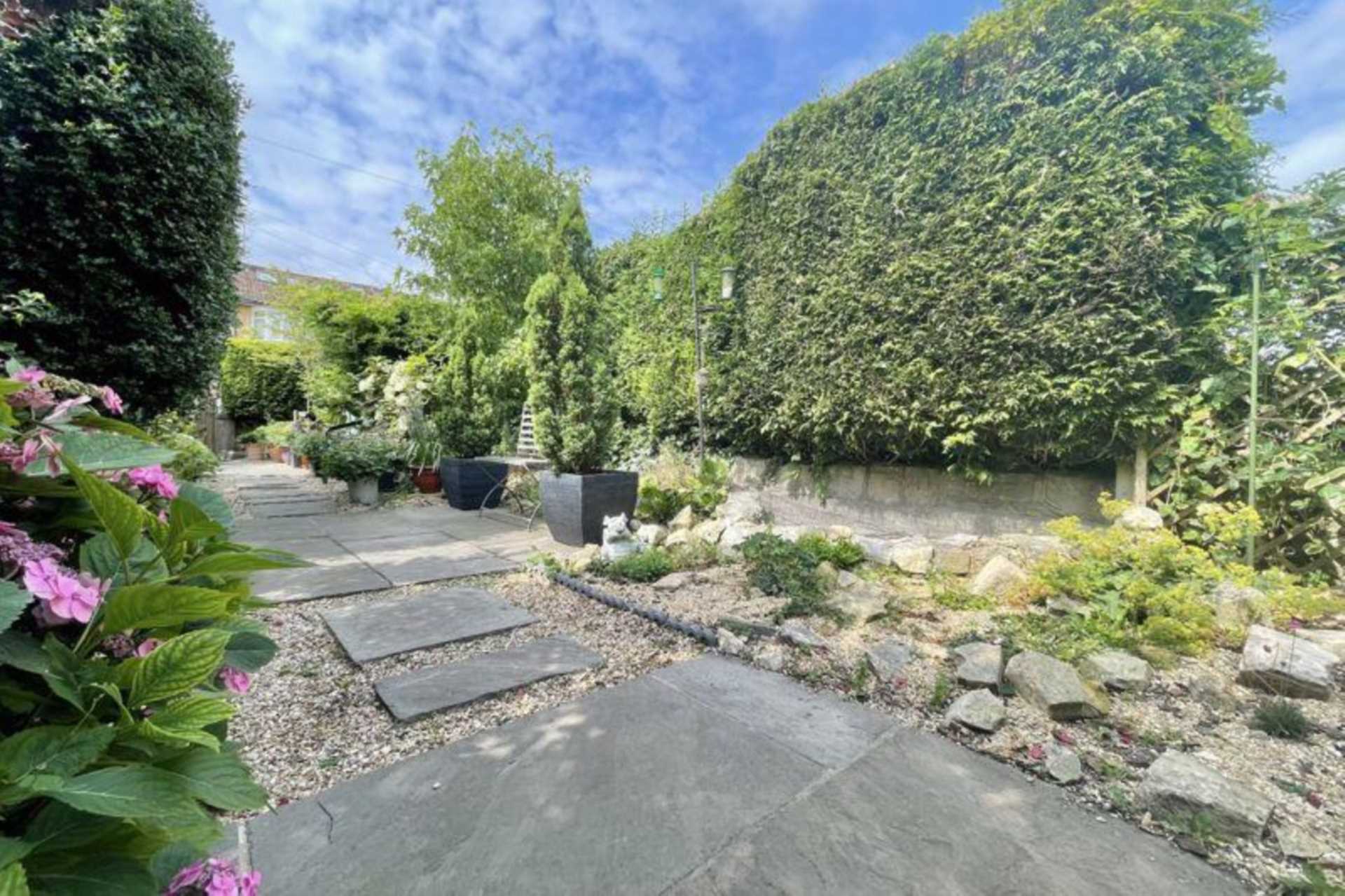 Additional Property Image 2 bedroom Terraced to rent in Bath 17