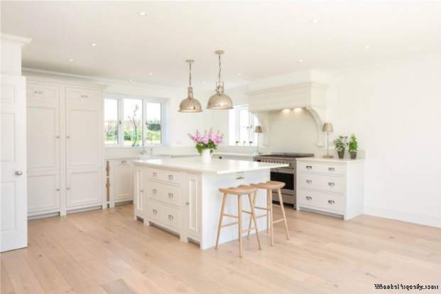 Additional Property Image 4 bedroom Detached to rent in Somerton 3