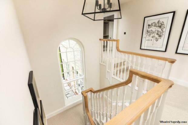 Additional Property Image 5 bedroom Detached to rent in Somerton 11