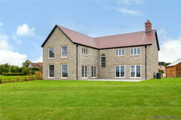 Additional Property Image 5 bedroom Detached to rent in Somerton 19