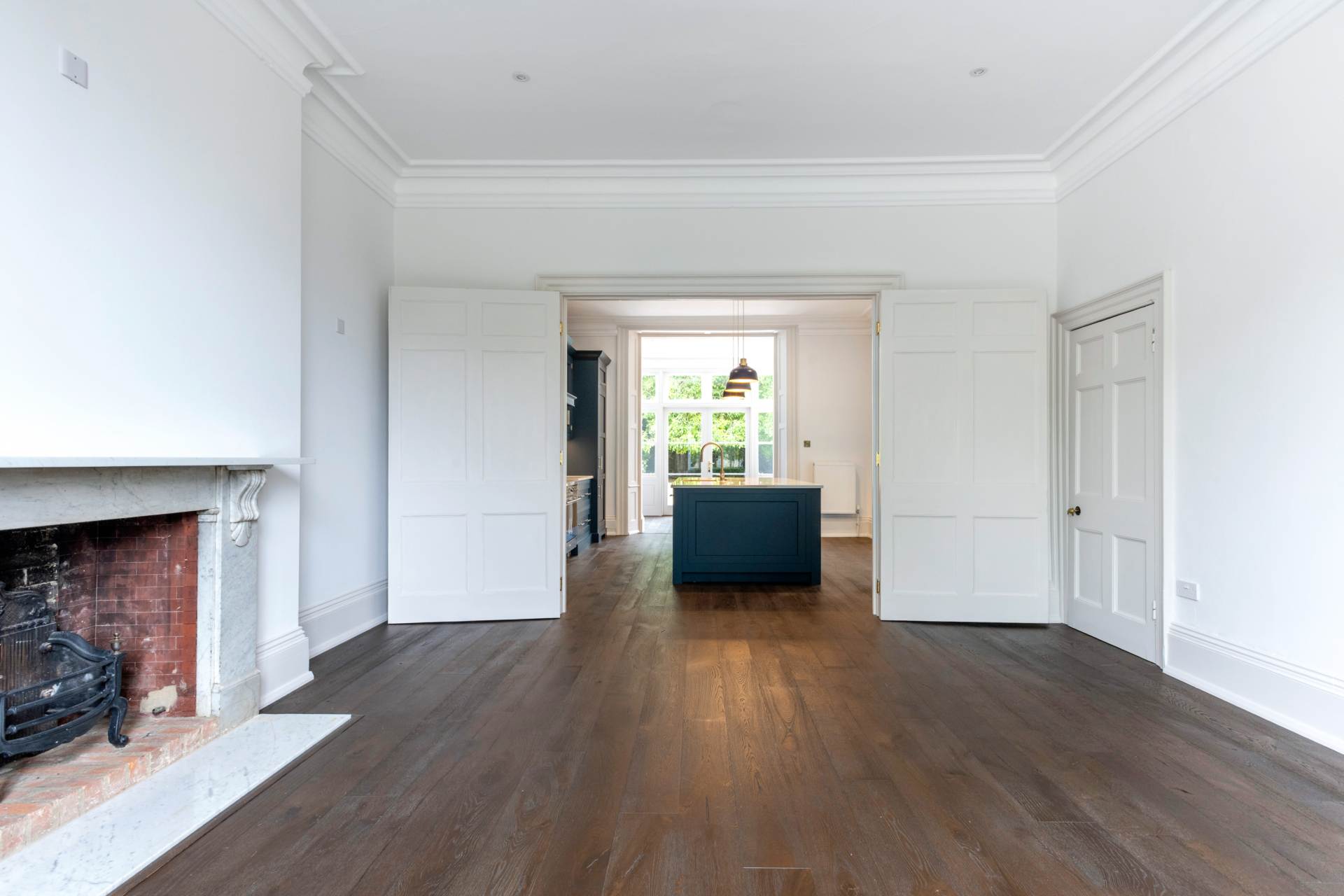 Additional Property Image 6 bedroom Town House to rent in Sherborne 5