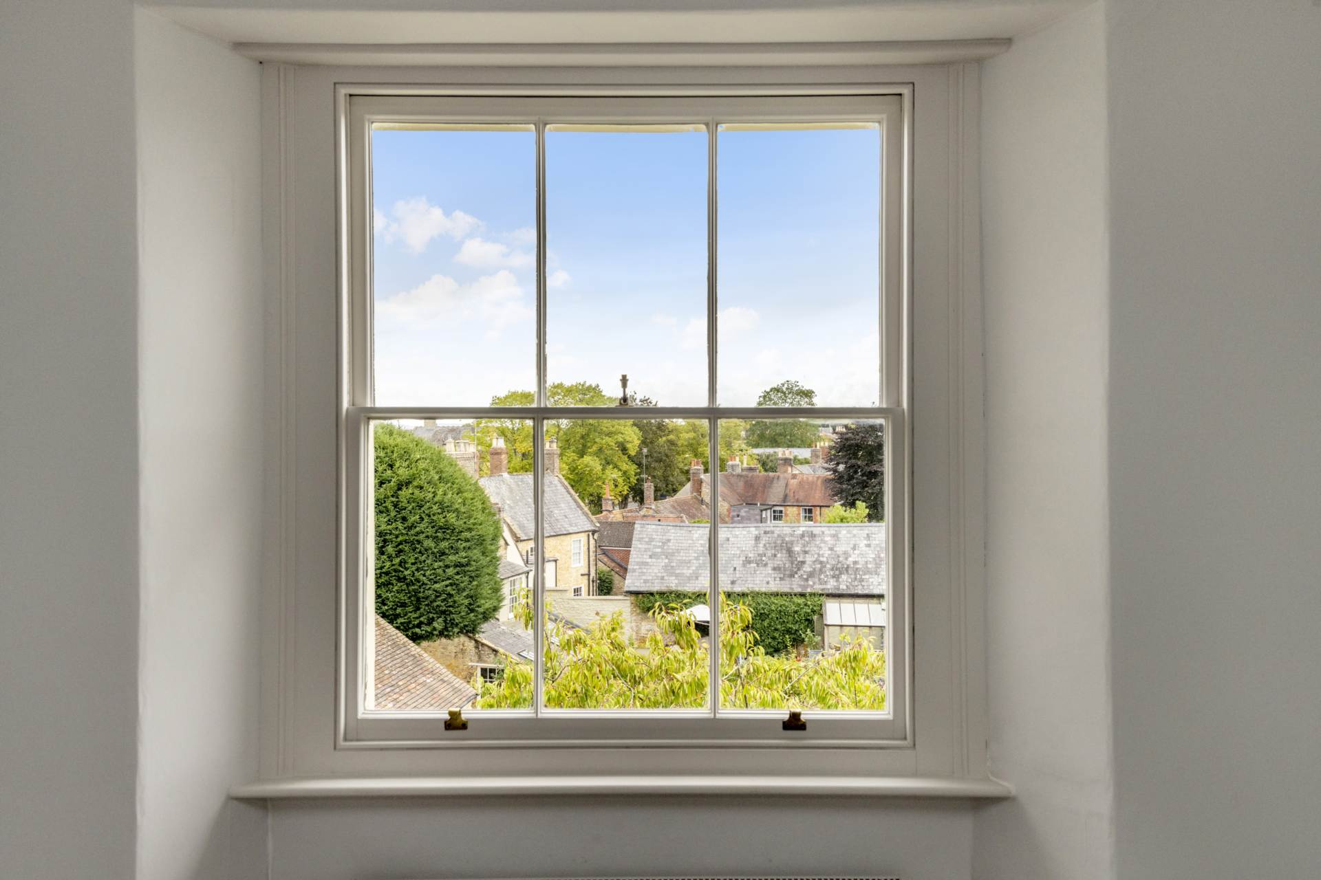 Additional Property Image 6 bedroom Town House to rent in Sherborne 22
