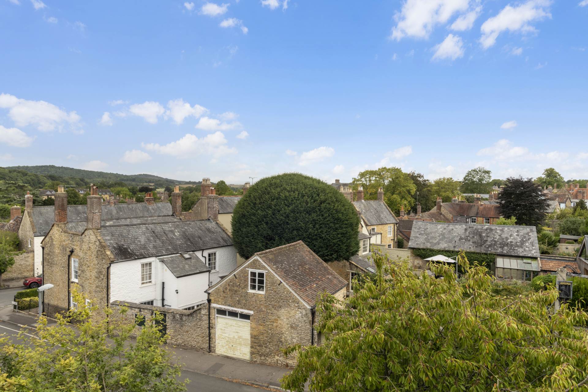 Additional Property Image 6 bedroom Town House to rent in Sherborne 23