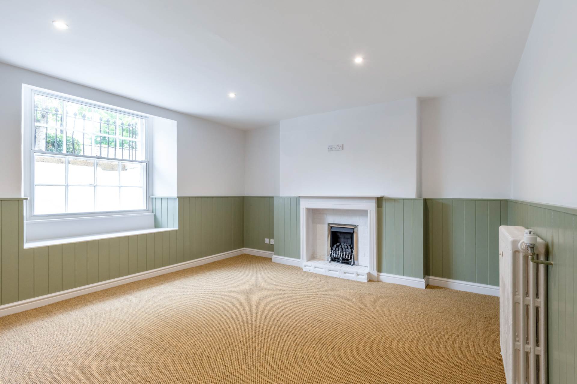 Additional Property Image 6 bedroom Town House to rent in Sherborne 28