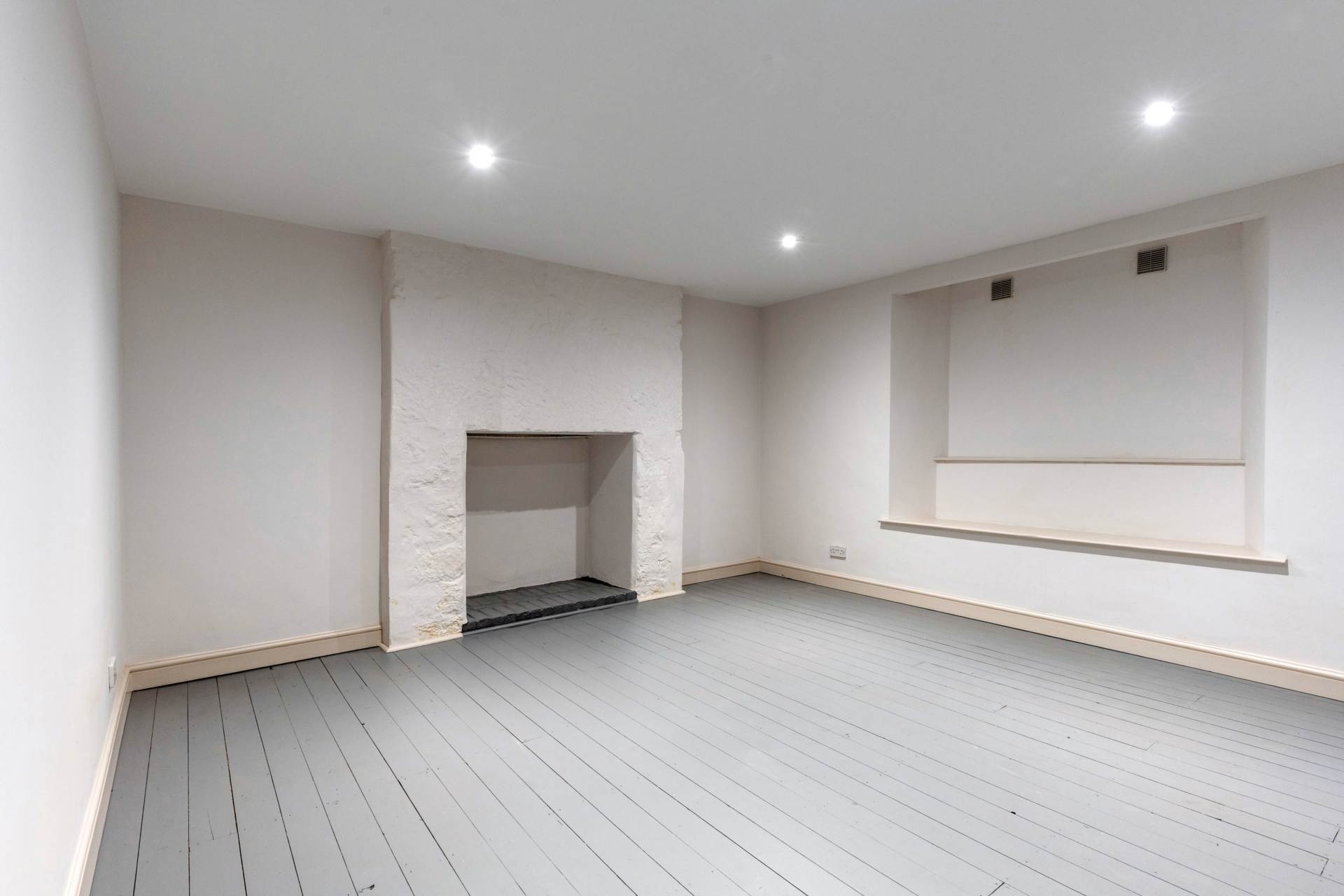 Additional Property Image 6 bedroom Town House to rent in Sherborne 29