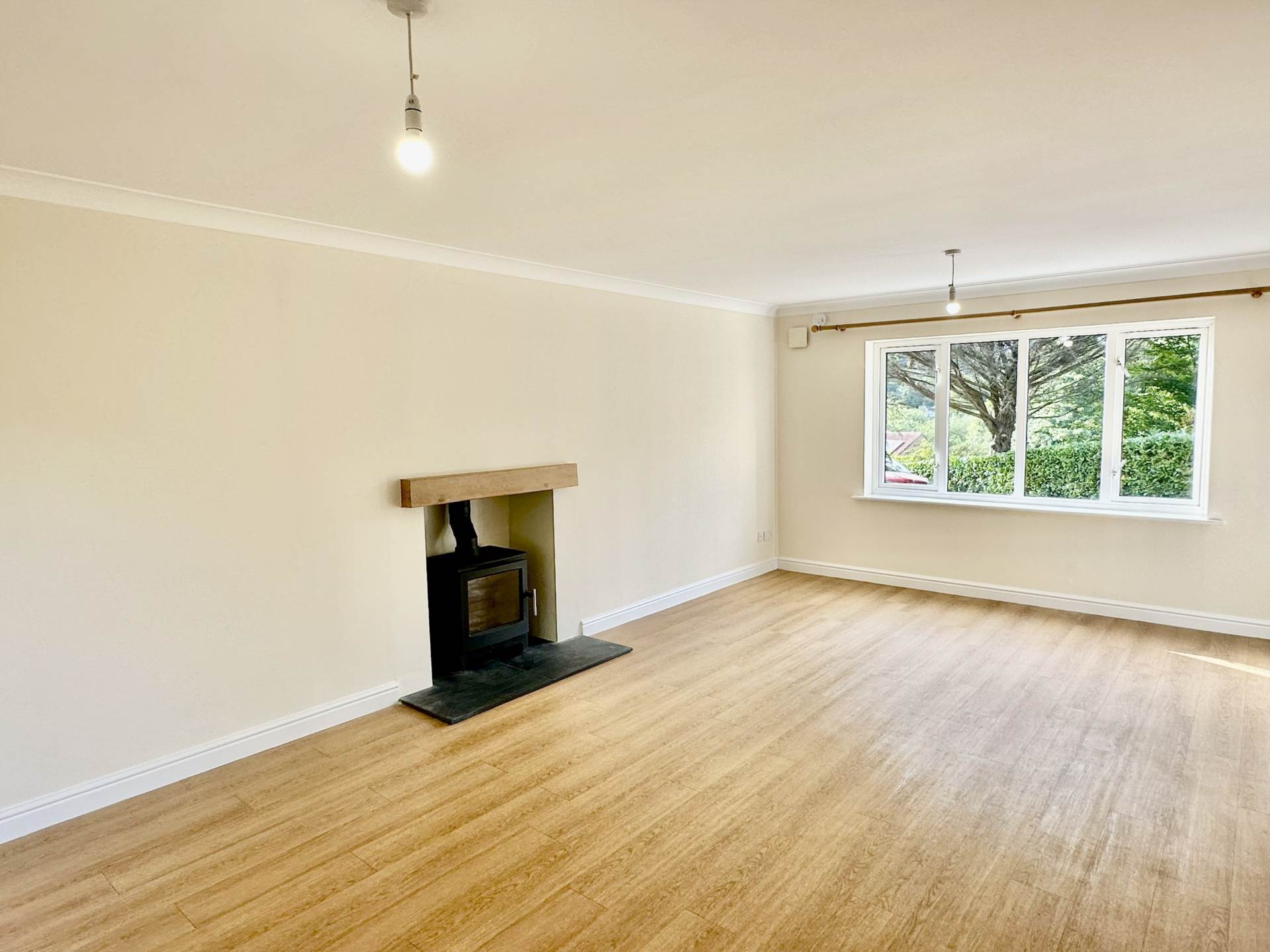 Additional Property Image 4 bedroom Detached to rent in Bruton 7