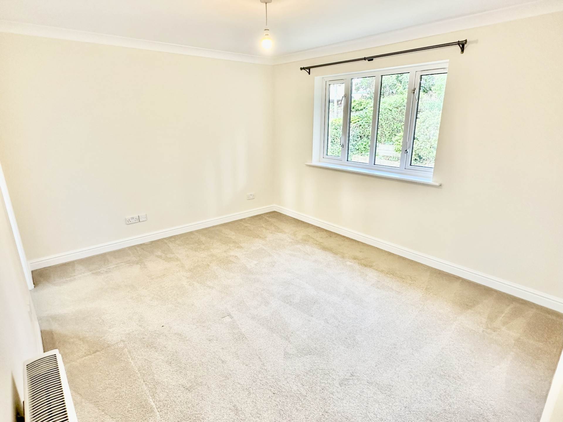 Additional Property Image 4 bedroom Detached to rent in Bruton 20