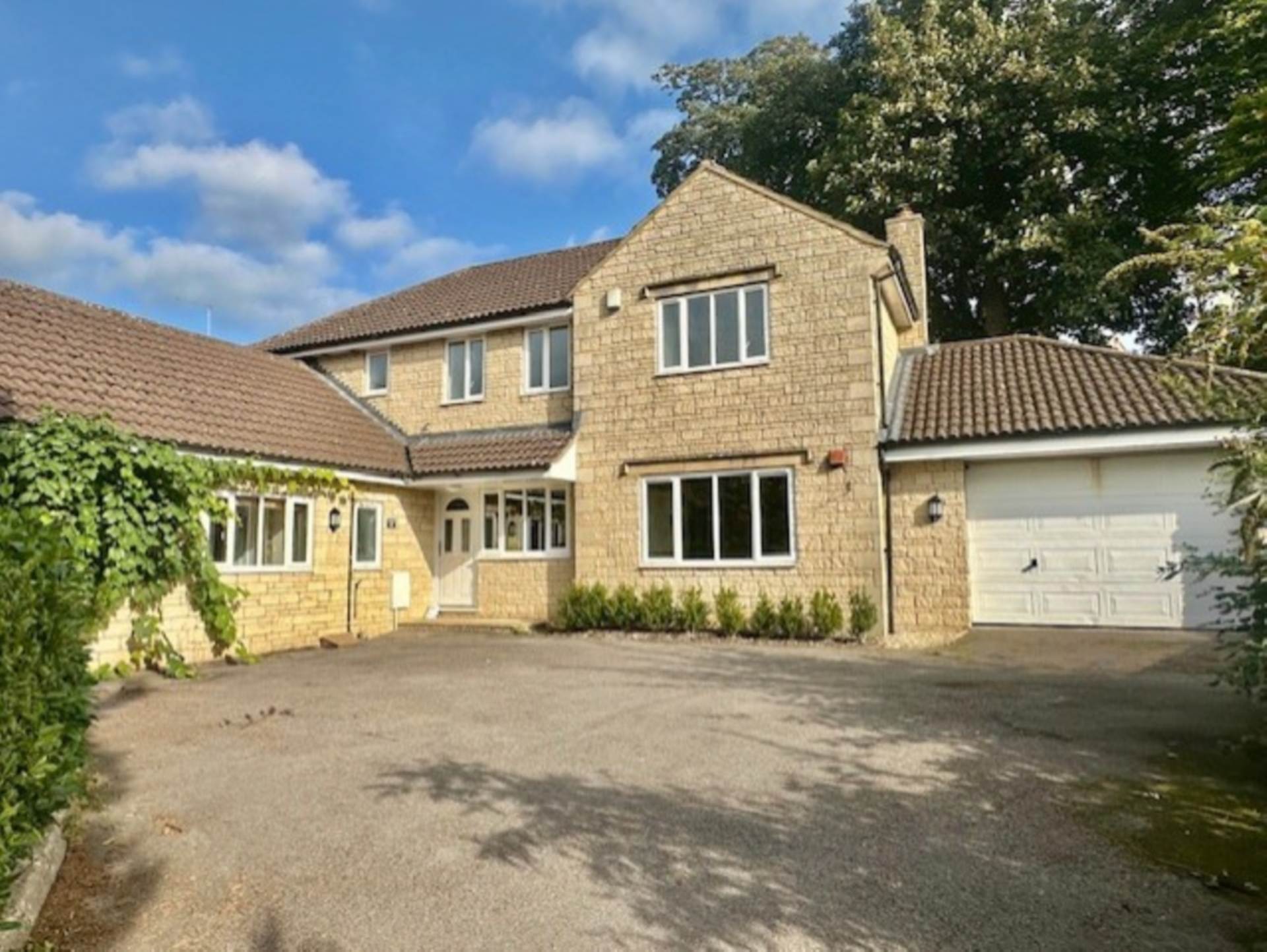 Additional Property Image 4 bedroom Detached to rent in Bruton 33