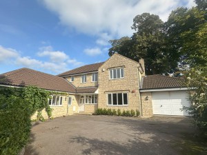 4 bedroom Detached to rent in Bruton