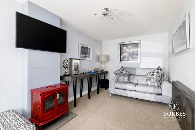 Additional Property Image 4 bedroom Detached for sale in Clayton-le-Woods 6