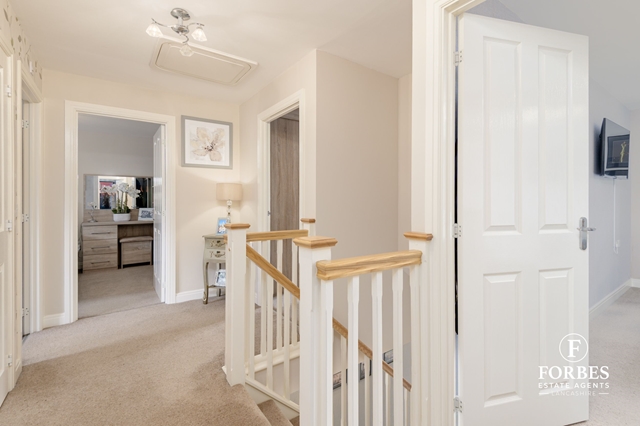 Additional Property Image 4 bedroom Detached for sale in Clayton-le-Woods 14