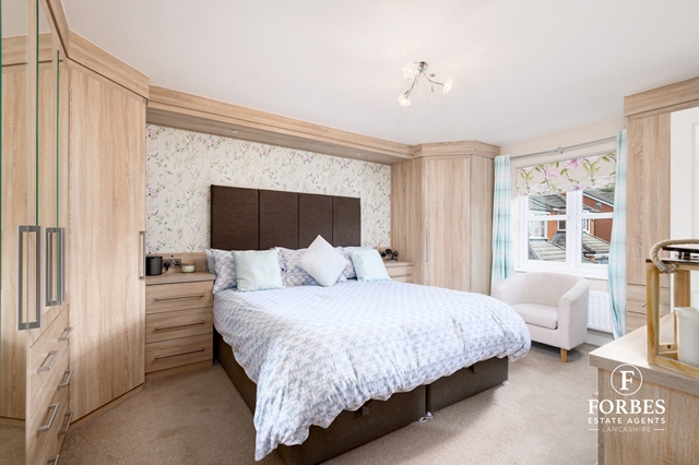 Additional Property Image 4 bedroom Detached for sale in Clayton-le-Woods 15