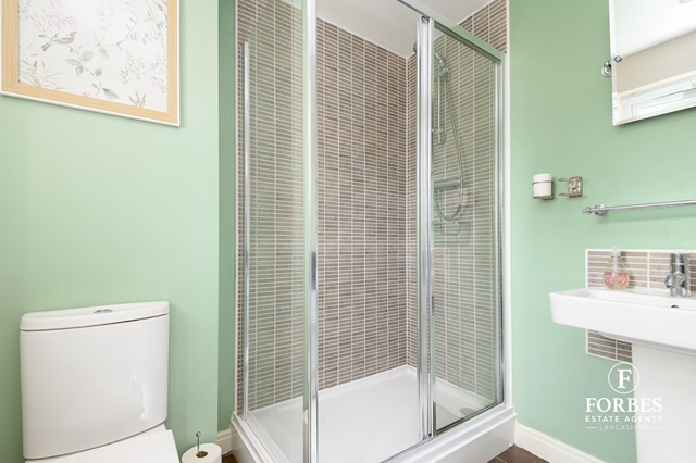 Additional Property Image 4 bedroom Detached for sale in Clayton-le-Woods 16