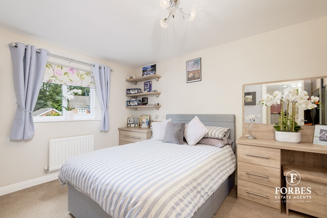Additional Property Image 4 bedroom Detached for sale in Clayton-le-Woods 17