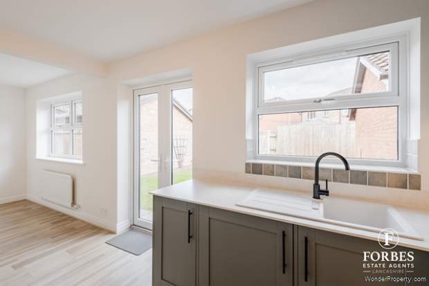 Additional Property Image 4 bedroom Detached to rent in Clayton-le-Woods 7