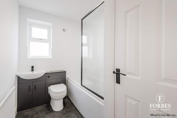Additional Property Image 4 bedroom Detached to rent in Clayton-le-Woods 15