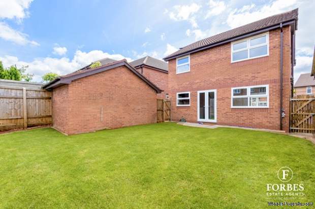 Additional Property Image 4 bedroom Detached to rent in Clayton-le-Woods 18