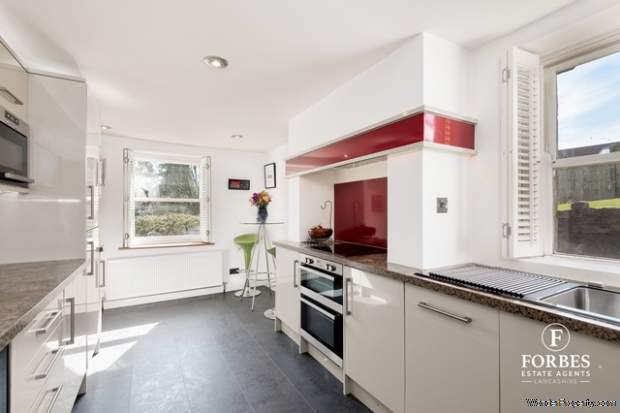 Additional Property Image 3 bedroom Detached for sale in Higher Walton 4