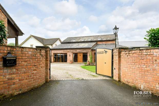 Additional Property Image 4 bedroom Detached for sale in Heskin 2