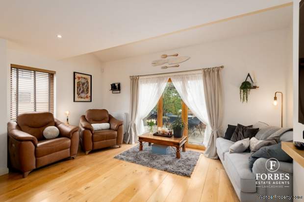 Additional Property Image 4 bedroom Detached for sale in Heskin 19