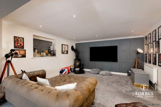 Additional Property Image 4 bedroom Detached for sale in Heskin 10