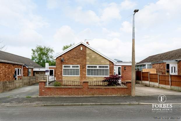 Additional Property Image 2 bedroom Bungalow for sale in Hoghton 10