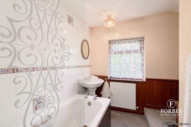 Additional Property Image 4 bedroom Detached for sale in Whittle-le-Woods 15