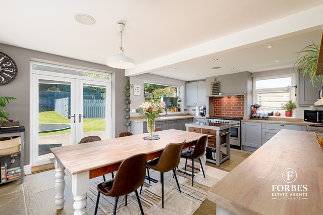 Additional Property Image 5 bedroom Detached for sale in Darwen 2