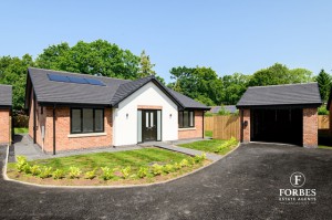 3 bedroom Bungalow for sale in Samlesbury