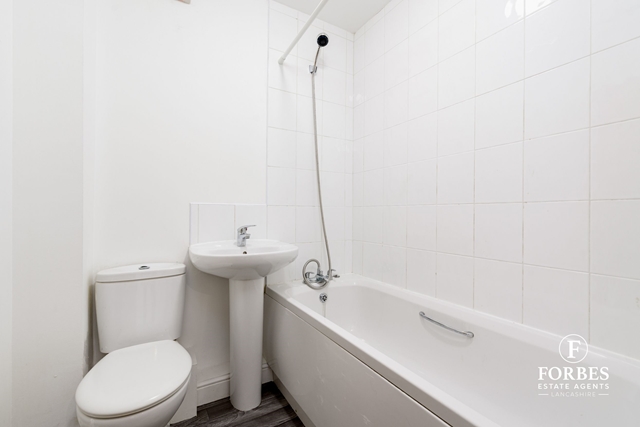 Additional Property Image 4 bedroom End of Terrace for sale in Darwen 10