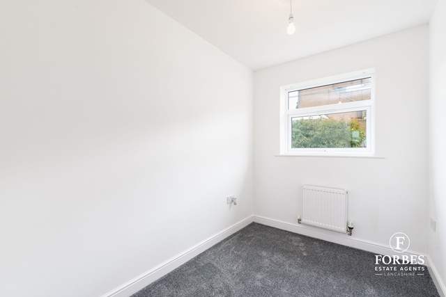 Additional Property Image 4 bedroom End of Terrace for sale in Darwen 11