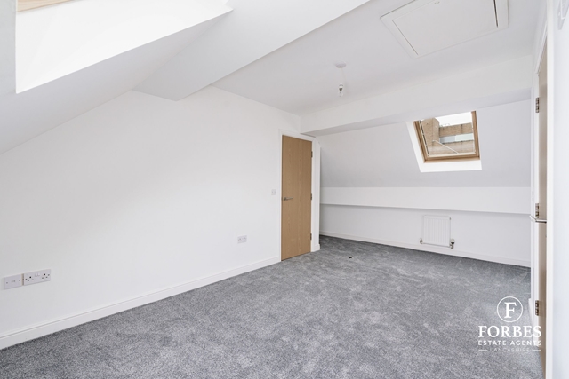 Additional Property Image 4 bedroom End of Terrace for sale in Darwen 15