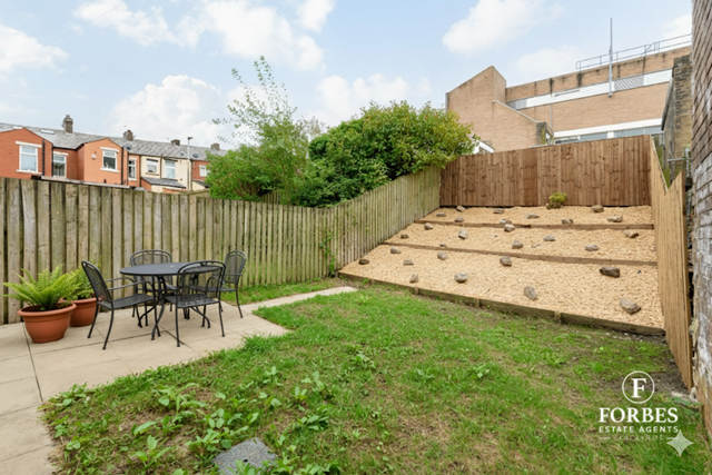 Additional Property Image 4 bedroom End of Terrace for sale in Darwen 16