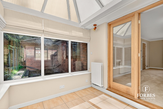 Additional Property Image 4 bedroom Bungalow for sale in Clayton-le-Woods 6