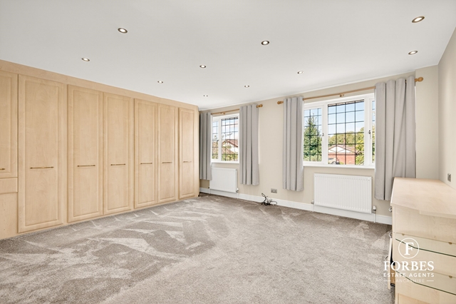 Additional Property Image 4 bedroom Bungalow for sale in Clayton-le-Woods 15