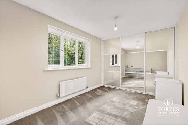 Additional Property Image 4 bedroom Bungalow for sale in Clayton-le-Woods 19