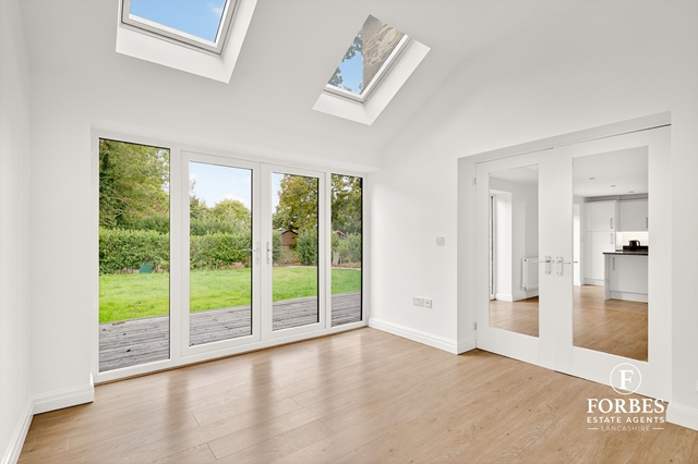 Additional Property Image 4 bedroom Semi Detached for sale in Heath Charnock 10