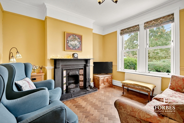 Additional Property Image 4 bedroom Semi Detached for sale in Roach Road 3