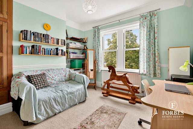 Additional Property Image 4 bedroom Semi Detached for sale in Roach Road 14