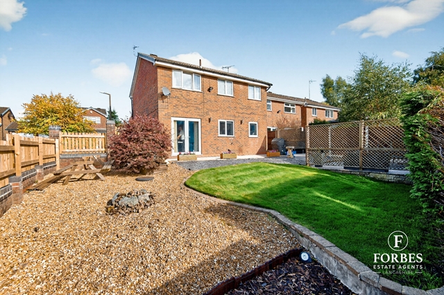 Additional Property Image 4 bedroom Detached for sale in Whittle-le-Woods 20