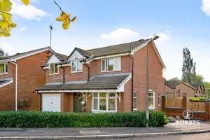 4 bedroom Detached for sale in Whittle-le-Woods