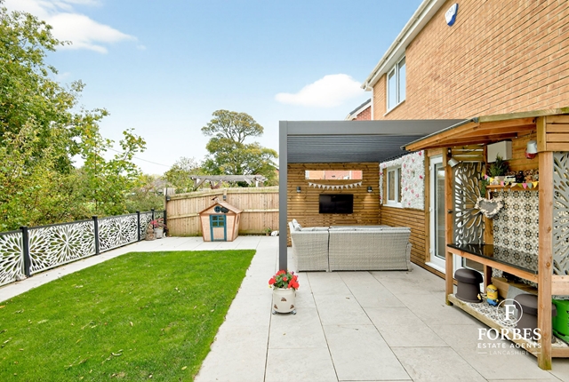 Additional Property Image 4 bedroom Detached for sale in Hoghton 21
