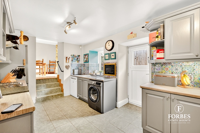 Additional Property Image 3 bedroom Semi Detached for sale in Hoghton 6