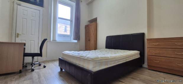 Additional Property Image 4 bedroom Flat to rent in Glasgow 5