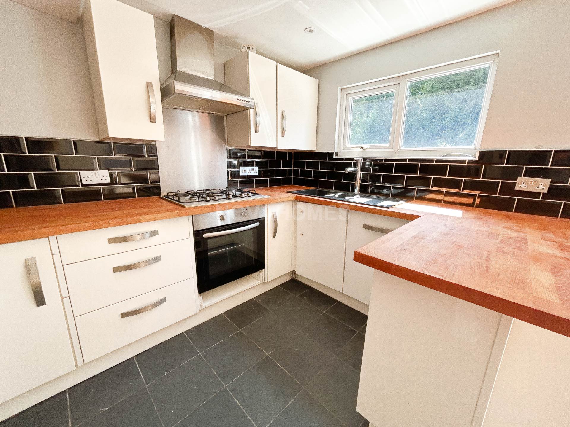 Additional Property Image 3 bedroom Semi Detached to rent in Plymouth 10