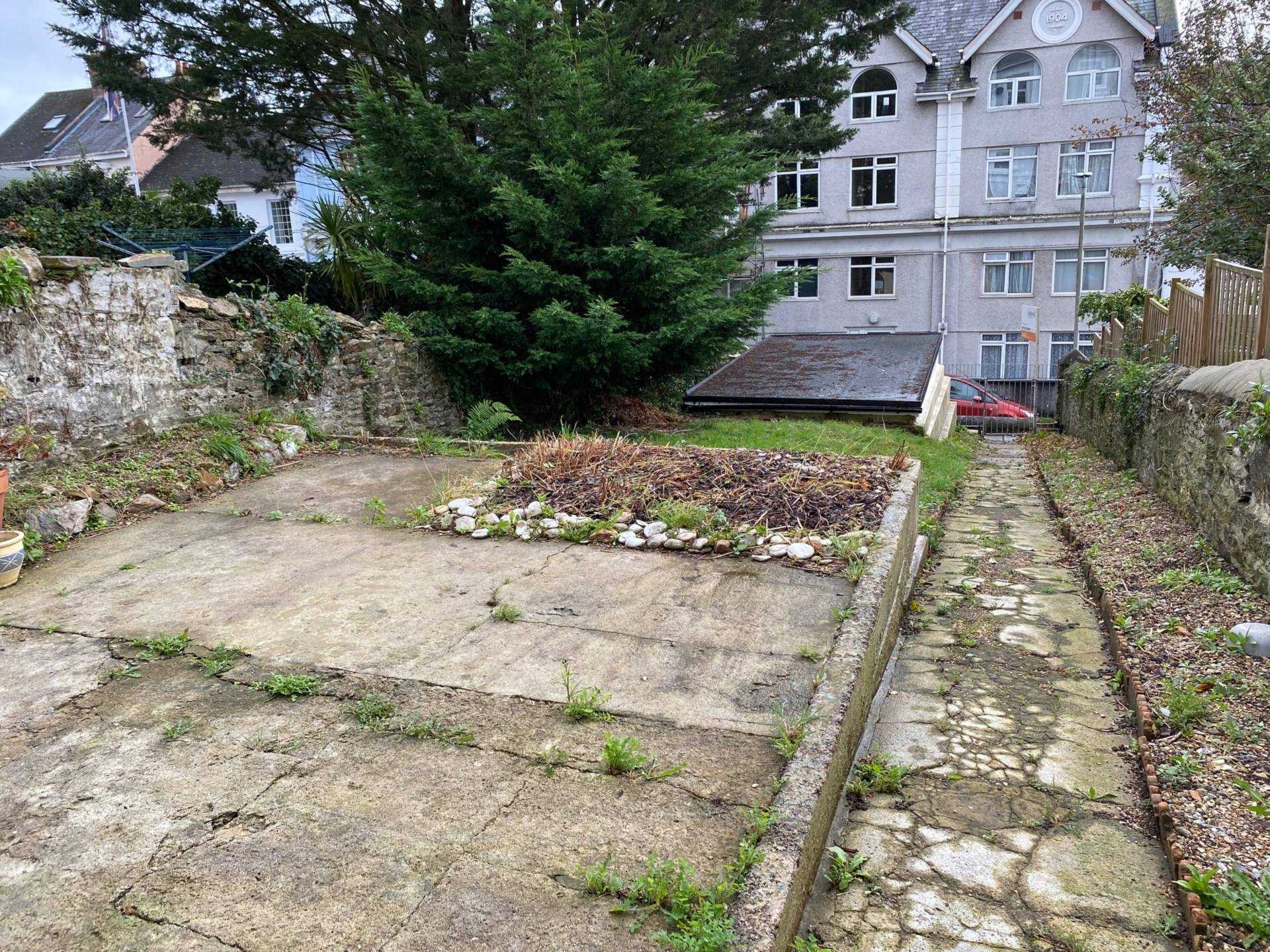 Additional Property Image 1 bedroom Flat to rent in Plymouth 2